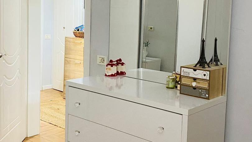 Tirane, jepet me qera apartament 2+1+Aneks Kati 3, 72 m² 650 € (Rr. E Kavajes, 21 Dhjetori)