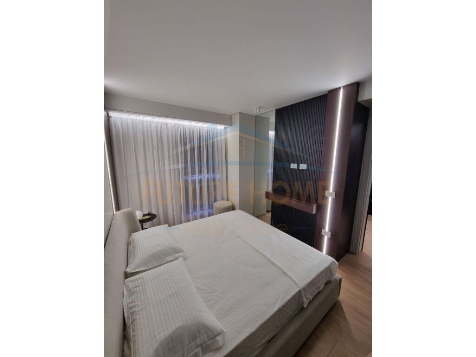 Garden Building Tirana shitet apartament duplex 3+1 Kati 12, 187 m² 440.000 € (Rruga e kavajes)
