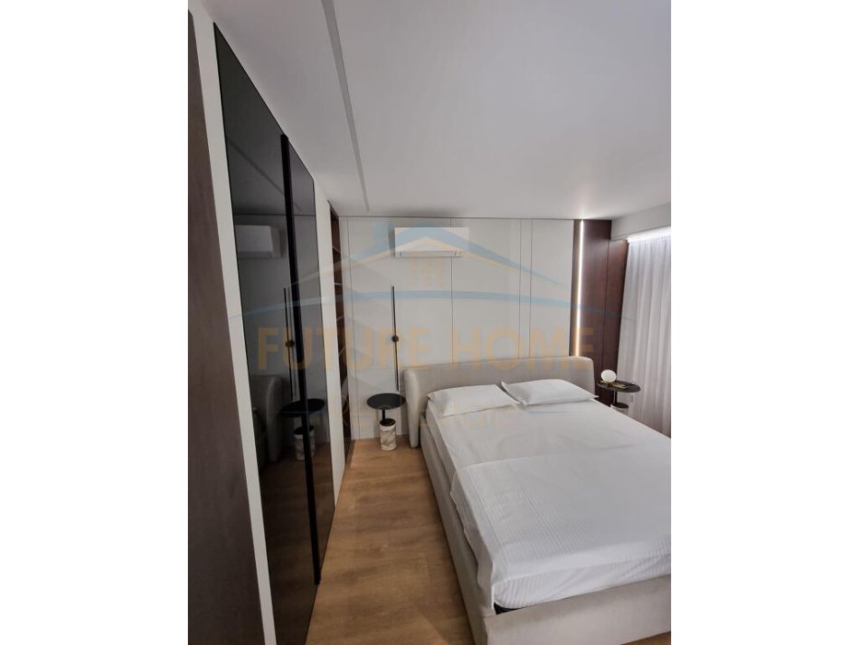 Garden Building Tirana shitet apartament duplex 3+1 Kati 12, 187 m² 440.000 € (Rruga e kavajes)