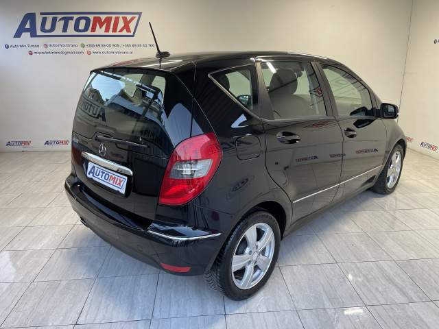 Tirane, shes makine Mercedes-Benz a-class 160 Viti 2009, 4.200 Euro