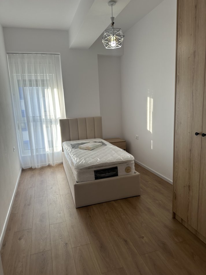 Tirane, jepet me qera 2+1+Ballkon Kati 5, 85 m² ,500Euro(Pasho Hysa)