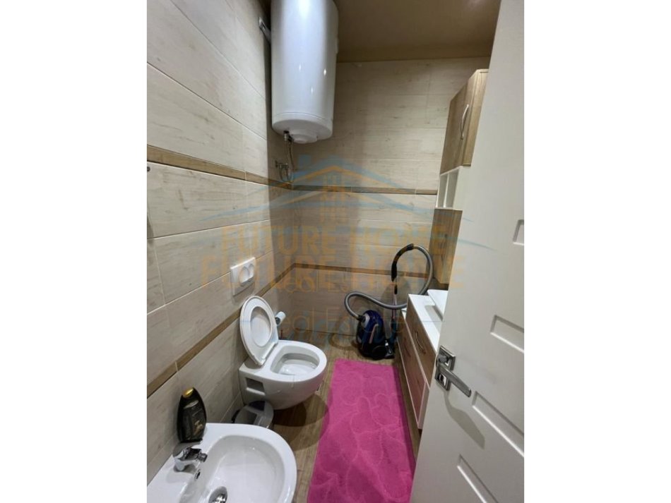 Tirane, shitet apartament 2+1+Ballkon Kati 5, 112 m² 375.000 € 