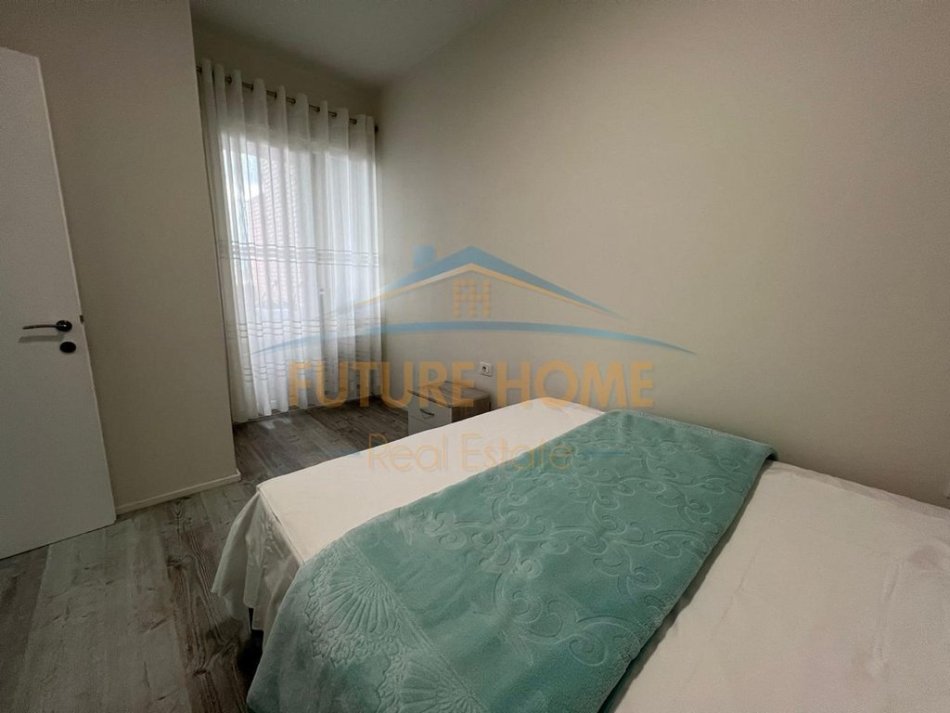 Tirane, shitet apartament 2+1+Ballkon Kati 2, 93 m² 175.000 € 