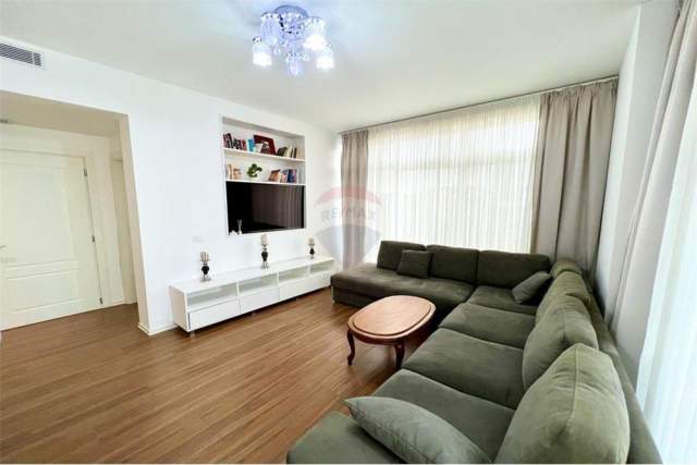 Tirane, jepet me qera apartament Kati 3, 130 m² 600 Euro (Vilat Gjermane)