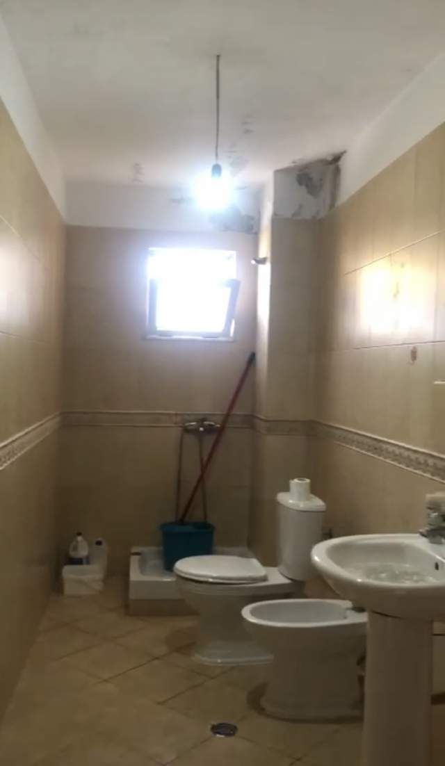 Tirane, jepet me qera apartament 2+1+BLK Kati 3, 97 m² 35.000 Leke (Malajzjan,Terminali)