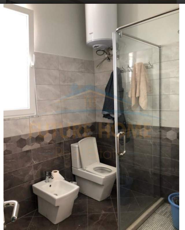 Tirane, jepet me qera apartament 2+1 Kati 2, 100 m² 600 Euro (Pjeter Budi)