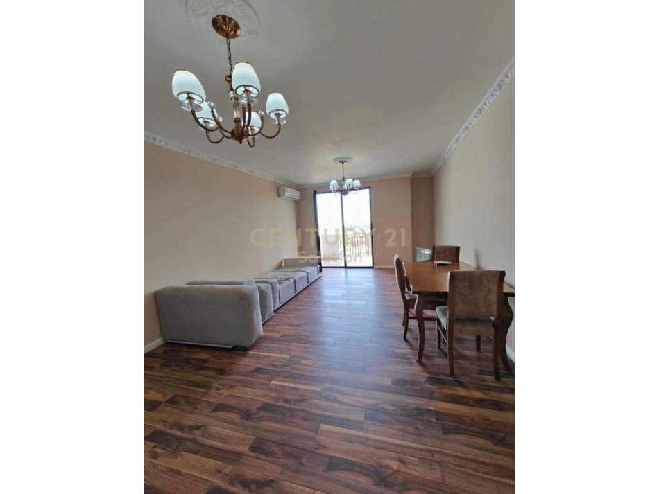 Tirane, shitet apartament 2+1+Ballkon, Kati 3, 124 m² 248,000 € (Liqeni Thate)