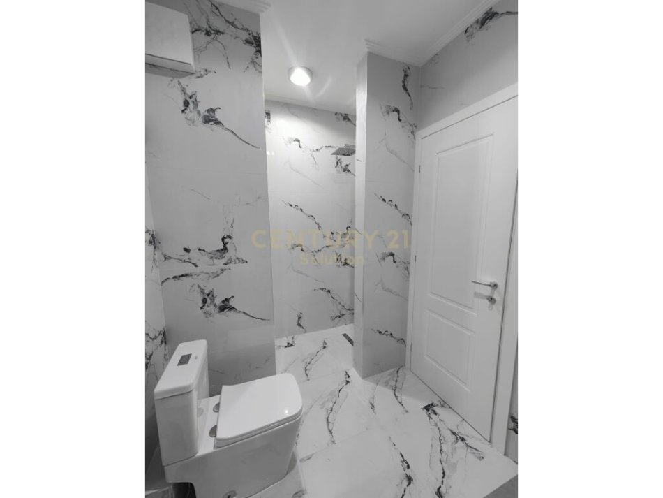 Tirane, shitet apartament 2+1+Ballkon, Kati 3, 124 m² 248,000 € (Liqeni Thate)