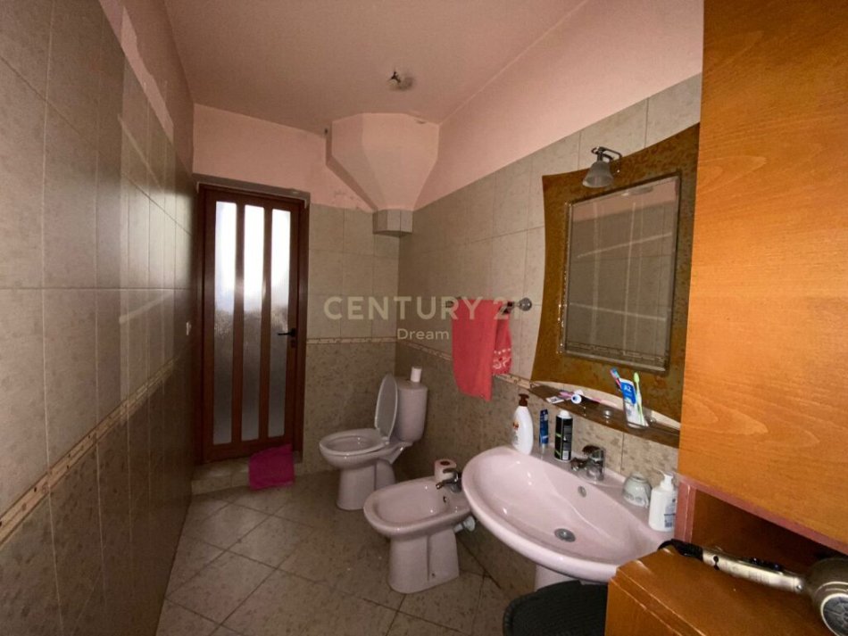 Tirane, shitet apartament 2+1, Kati 1, 110 m² 180,000 € (Myslym Shyri)