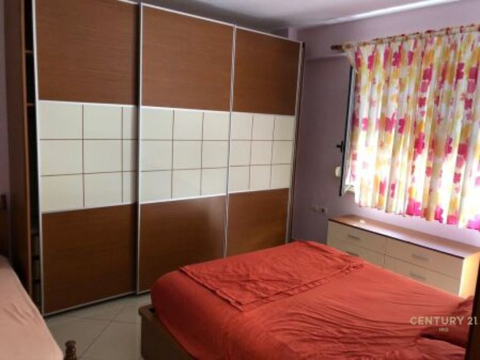 Tirane, jepet me qera apartament 2+1, Kati 3, 83 m² 700 € (Selvia kompleksi halili)