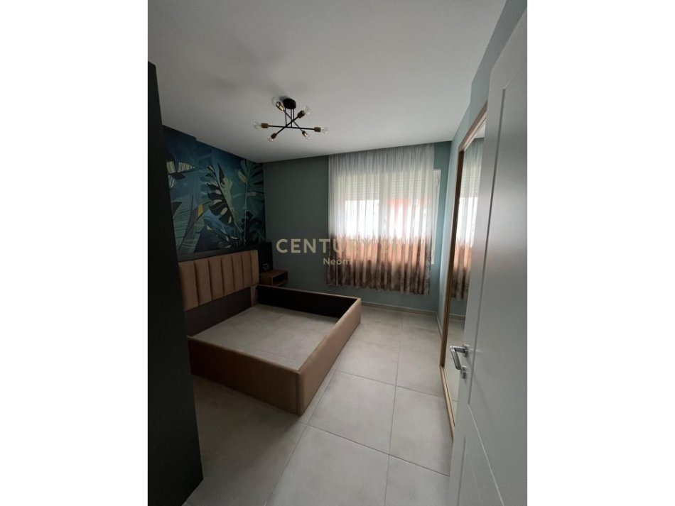 Tirane, shitet apartament 2+1 Kati 4, 105 m² 210.000 € (Unaze e re)