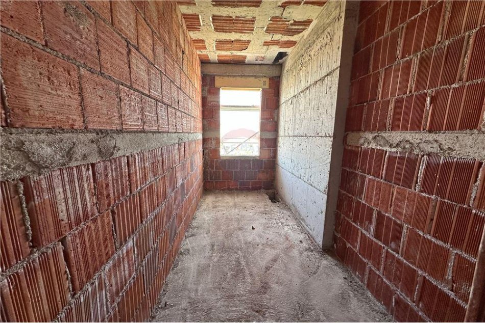Tirane, shitet apartament 1+1 Kati 2, 63 m² 56.000 € (SHITET APARTAMENT 1+1 + POST PARKIMI UNIVERS CITY!)