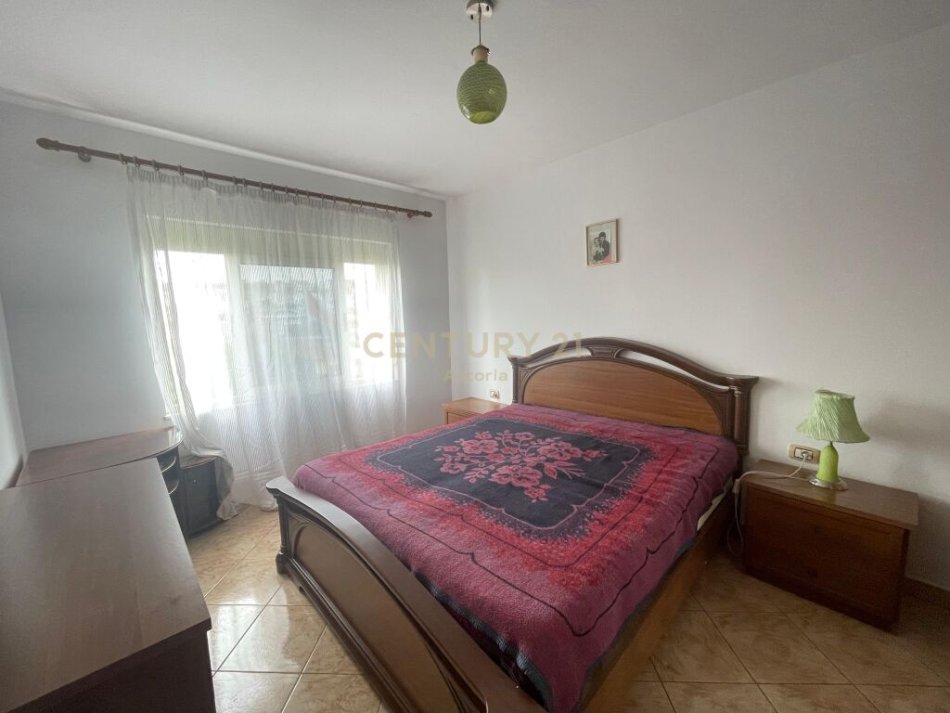 Tirane, jepet me qera apartament 1+1, Kati 4, 51 m² 300 € (Rrethrotullimi Shkozes)