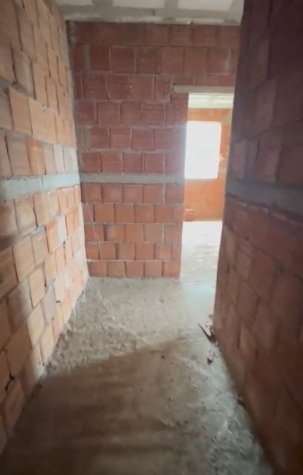 Tirane, shitet apartament 1+1 Kati 4, 65 m² 95.000 € (Ish Fusha Aviacionit)