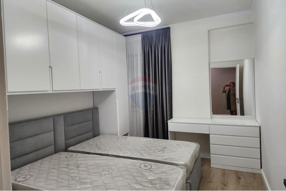 Tirane, jepet me qera apartament 2+1 Kati 3, 80 m² 750 € (Kopshti botanik)