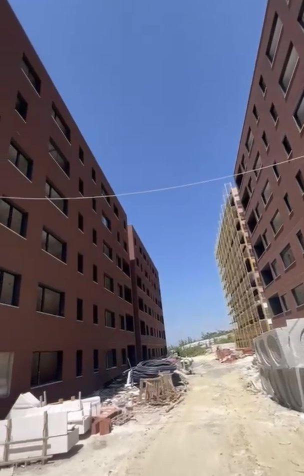 Tirane, shitet apartament 2+1 Kati 1, 111 m² 155.000 € (Rruga Elbasanit)