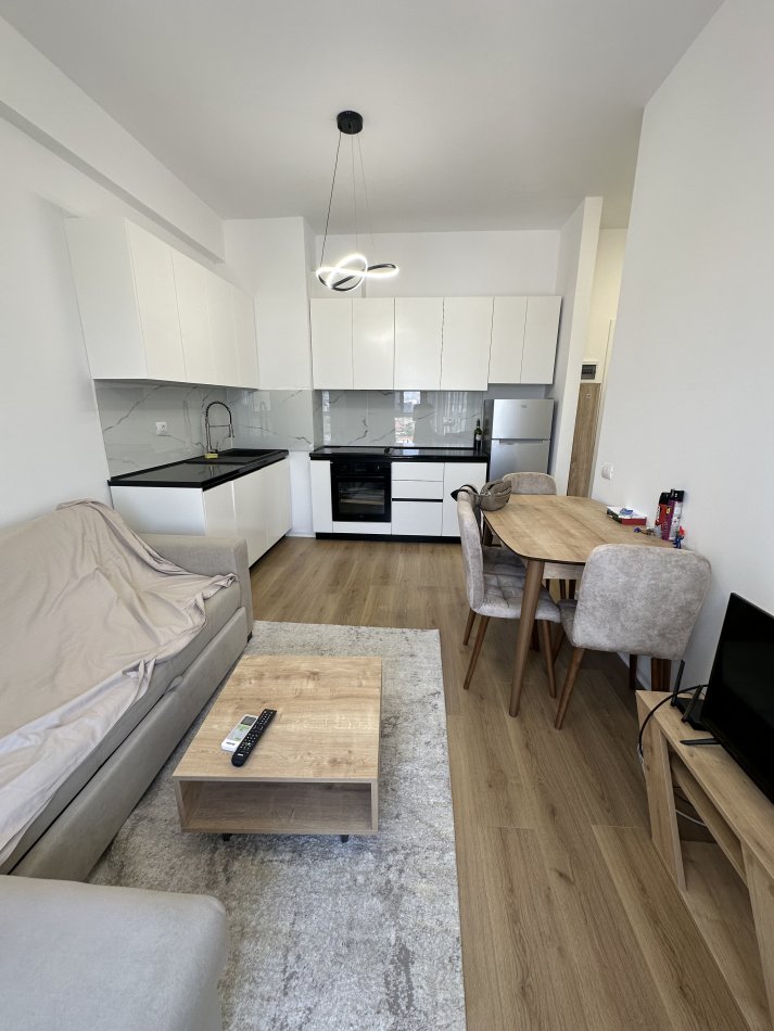 Tirane, jepet me qera apartament 1+1+Ballkon Kati 7, 60 m² 400 € (Pasho hysa Ali Dem Rezidenca Kaim)