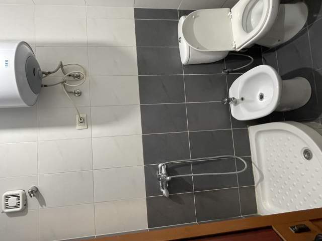 Tirane, shitet apartament 2+1+BLK Kati 3, 105 m² 156.000 Euro (Tregu Elektrik)