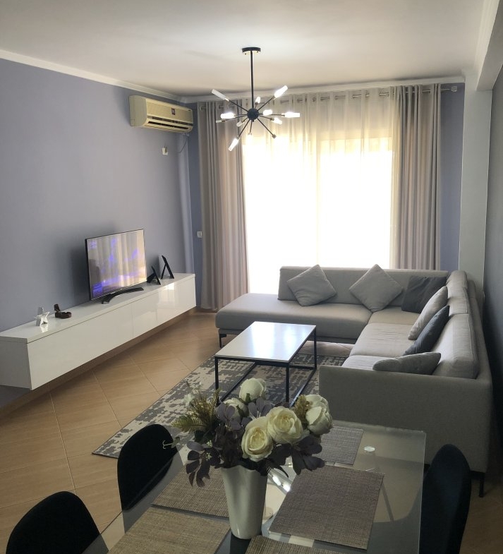 Tirane, shitet apartament 2+1 Kati 5, 112 m² 1.400.000 € (Rruga Loni Ligori, Astir)