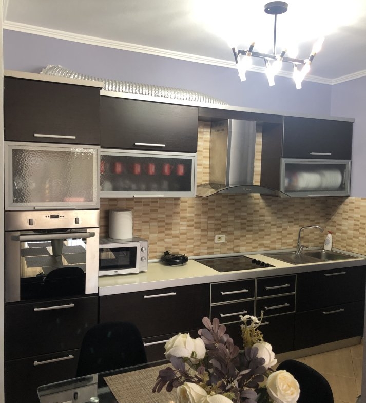 Tirane, shitet apartament 2+1 Kati 5, 112 m² 1.400.000 € (Rruga Loni Ligori, Astir)