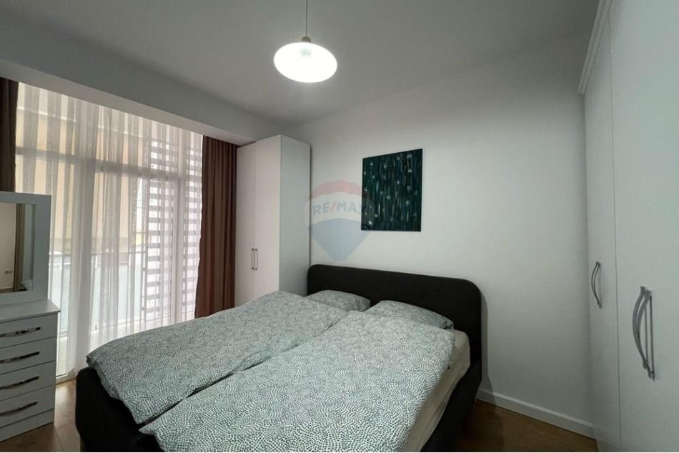 Tirane, jepet me qera apartament 1+1 , 70 m² 700 € (Kika 2)