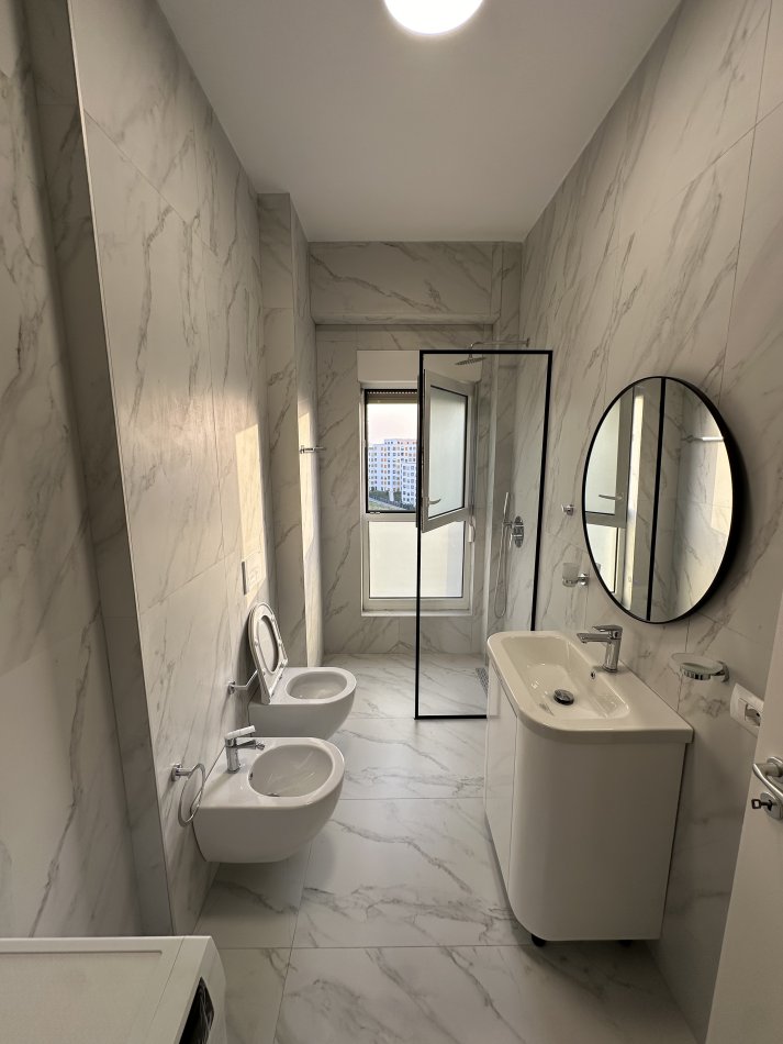 Jepet me qera apartament modern 1+1, kati 7-te me ashensor, NË REZIDENCEN KAIMI, TIRANË