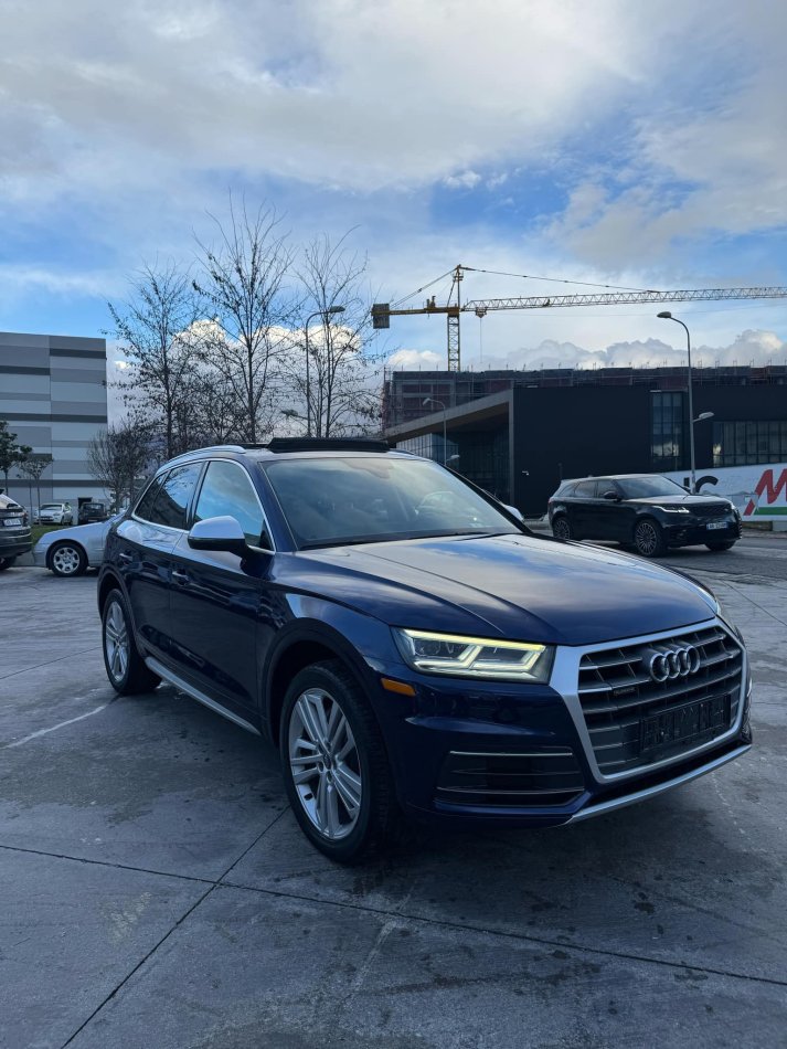 Tirane, shes makine Audi Q5 Benzin, blu e errët automatik 118.468 km 24.000 €