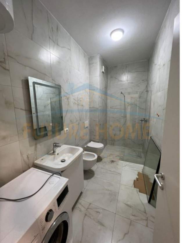Tirane, jepet me qera apartament 2+1 Kati 4, 96 m² 500 Euro (Jordan Misja)