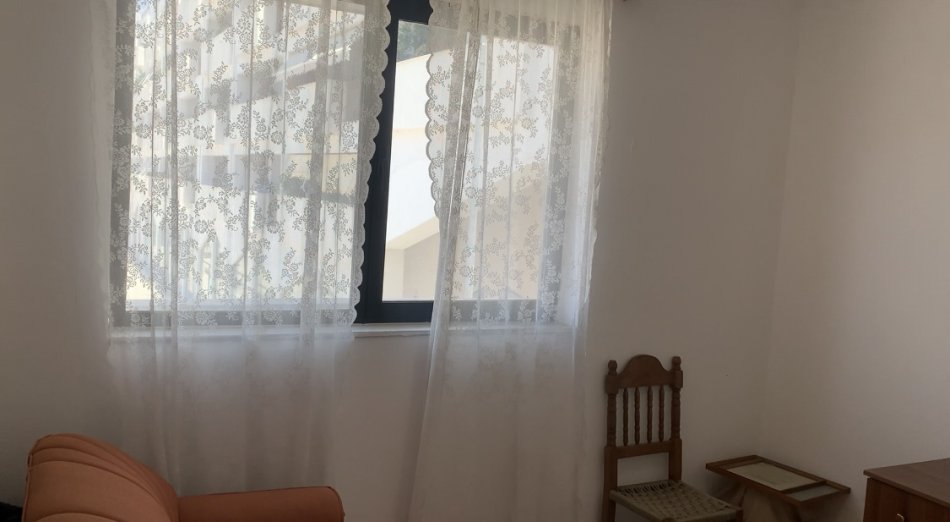 Tirane, jepet me qera apartament 2+1 Kati 3, 80 m² 300 € (5 Maji