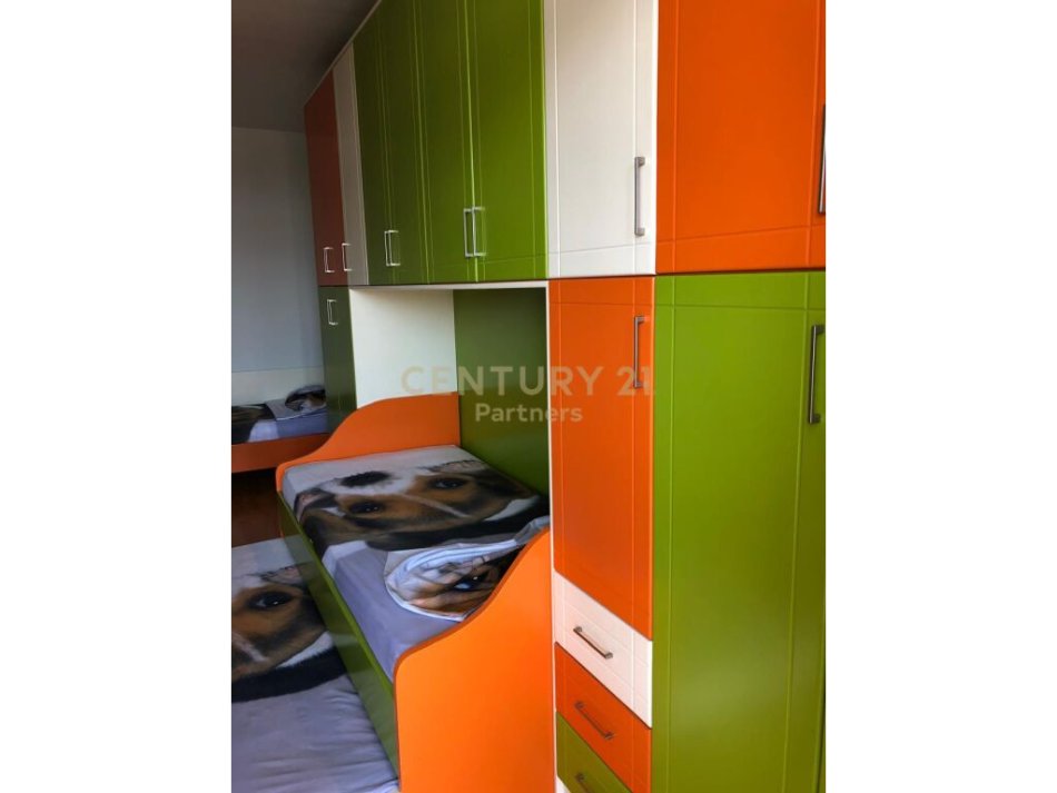 Tirane, shitet apartament 2+1 Kati 6, 310.000 m² 310.000 € (Komuna e Parisit)