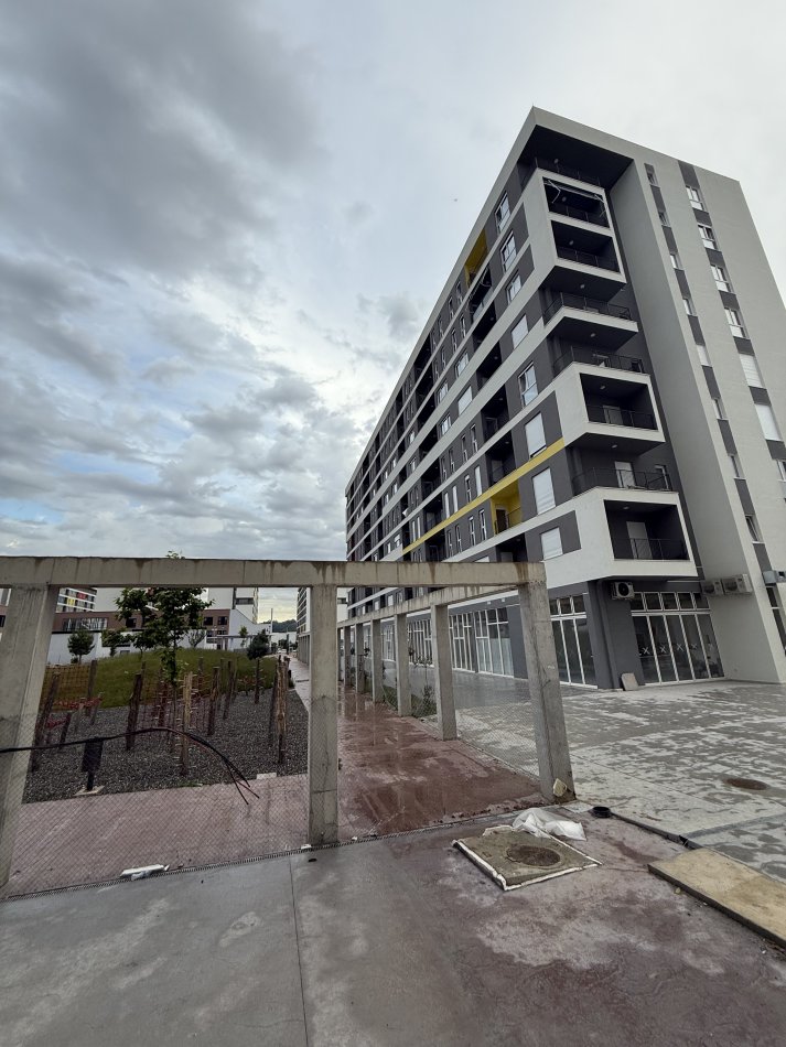 Tirane, shitet apartament 2+1+Ballkon Kati 0, 94 m² 79.900 € (Univers City Okazion 850€/m2 Klering)