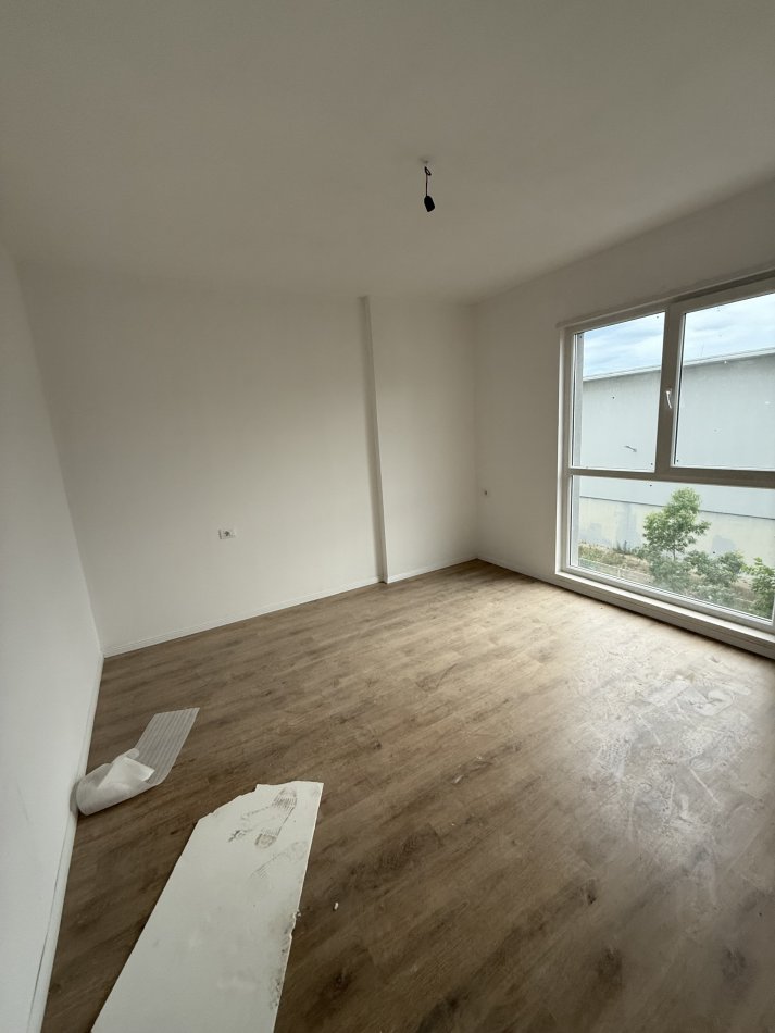Tirane, shitet apartament 2+1+Ballkon Kati 2, 84 m² 93.000 € (Univers City Gati Per Banim Prane Parkut)