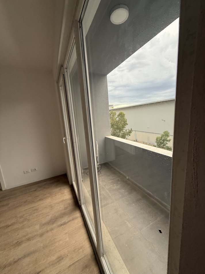 Tirane, shitet apartament 2+1+Ballkon Kati 2, 84 m² 93.000 € (Univers City Prane Parkut Okazion Gati Per Banim)