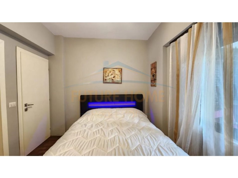 Tirane, jap me qera apartament 2+1+Ballkon Kati 1, 104 m² 650 € (Kopshti Zoologjik)
