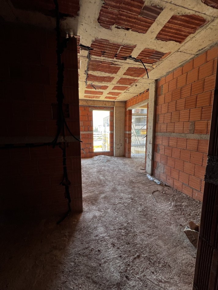 Tirane, shes apartament 2+1+Ballkon Kati 5, 108 m² 199.000 € 