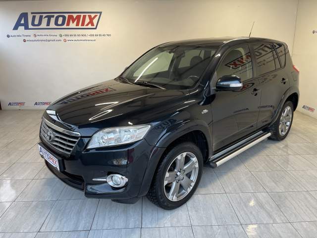 Tirane, shes xhip Toyota rav4 Viti 2010, 12.400 Euro