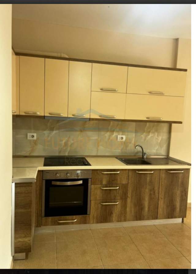 Tirane, shitet apartament 1+1 Kati 7, 75 m² 127.000 Euro (Jordan Misja)