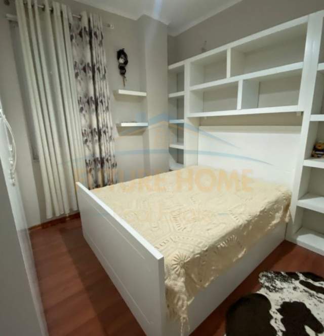 Tirane, jepet me qera apartament 2+1 Kati 9, 75 m² 700 Euro (21 Dhjetori)