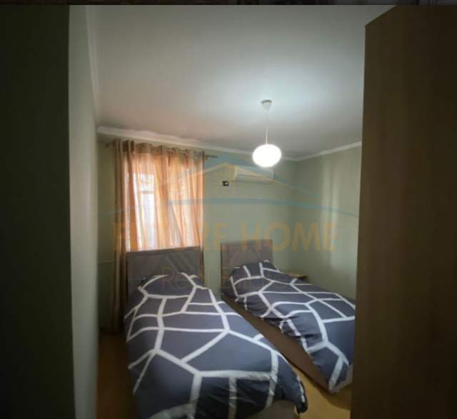 Tirane, jepet me qera apartament Kati 5, 90 m² 850 Euro (Selvia)