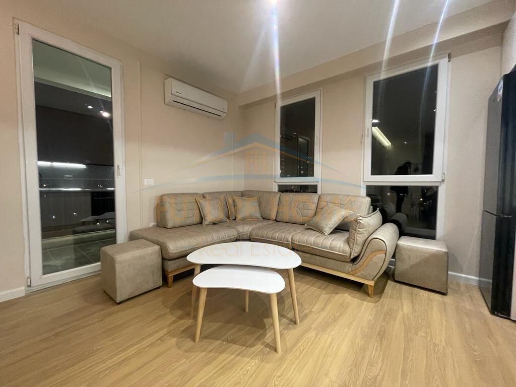 Qera, Aprtament 1+1 Isha fusha aviacionit 500€