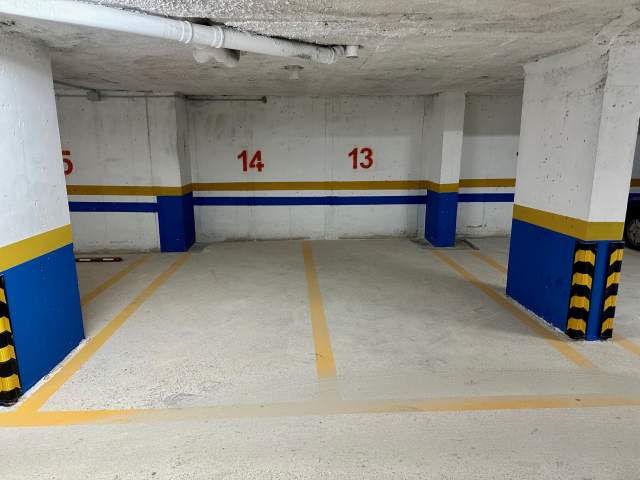Tirane, shes garazh Kati -1, 500 m² 280.000 Euro (Yzberisht afer Big Marketit)
