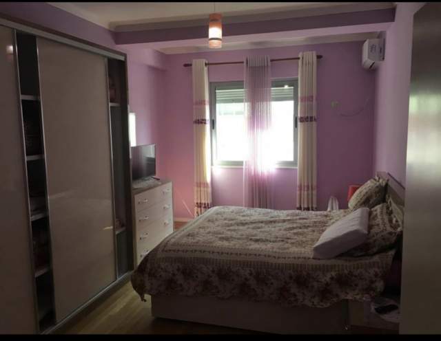 Tirane, jepet me qera Kati 3, 106 m² 30.000 Leke
