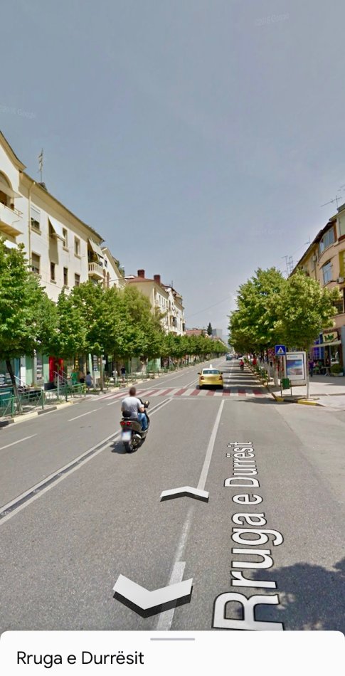 Tirane, shitet dyqan , Kati 0, 50 m² 299,000 € (Durresit)