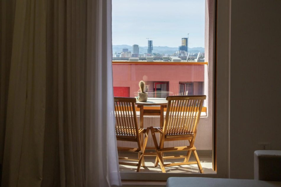 Tirane, jepet me qera apartament 1+1+Ballkon Kati 7, 60 m² 500 € (Kompleksi Mangalem21, Ali Dem)