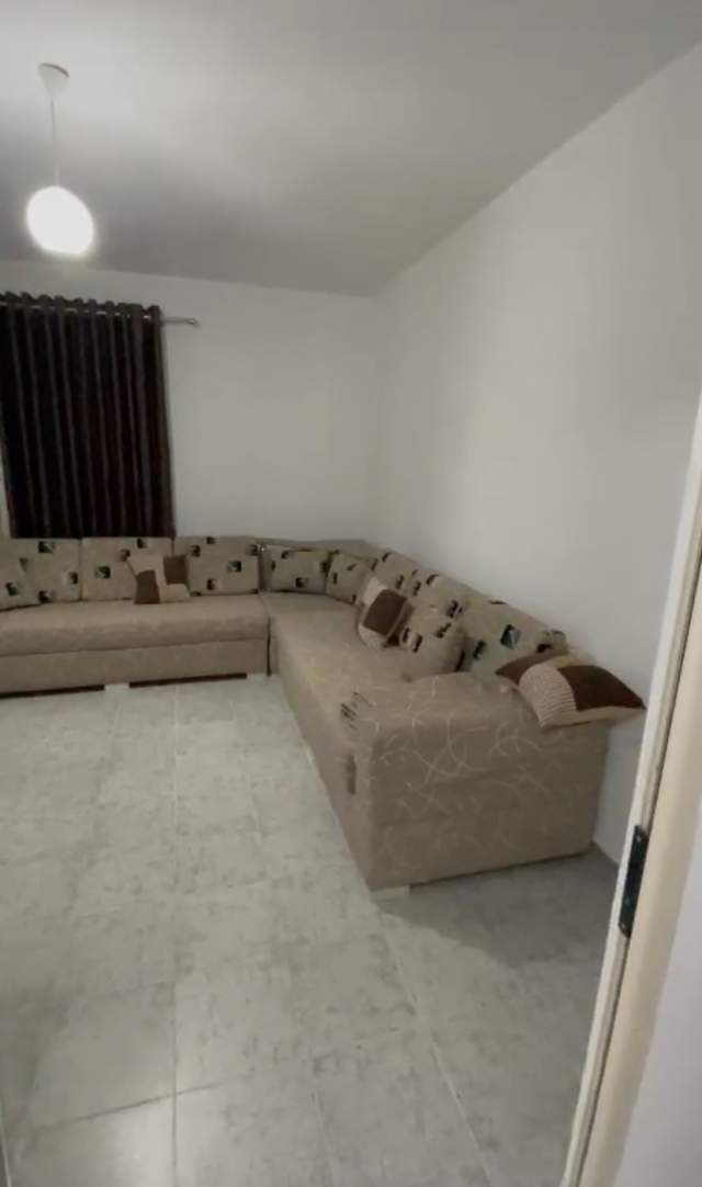 Tirane, jepet me qera apartament 1+1 Kati 6, 68 m² 400 Euro (Delijorgji)