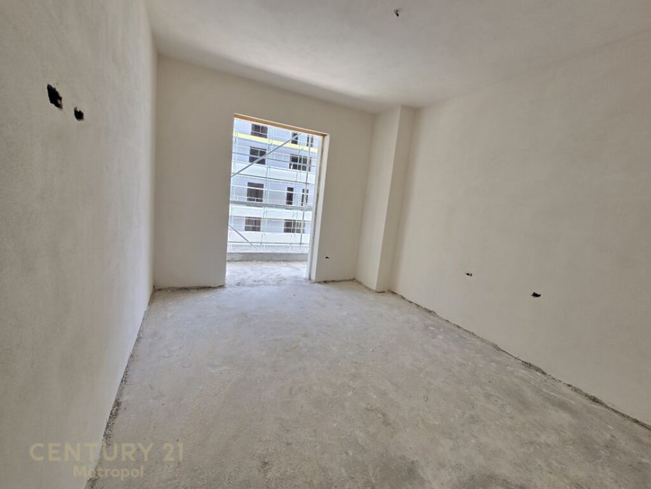 Tirane, shitet apartament 2+1 Kati 3, 100 m² 95.000 € (Univers City)