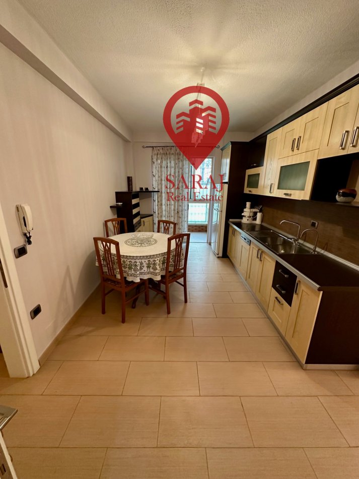 Tirane, shitet apartament 2+1+Aneks+Ballkon Kati 1, 116 m² 310.000 € (Bllok afer Piceri Era)
