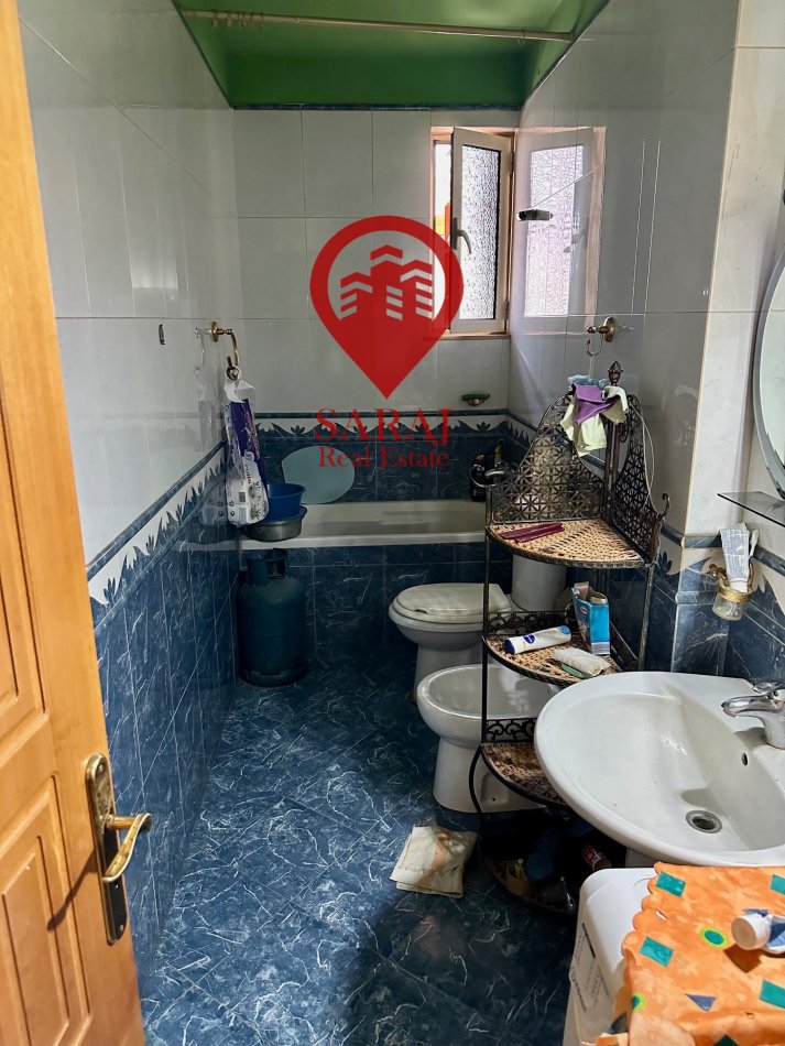 Tirane, shitet apartament 2+1+Aneks+Ballkon Kati 4, 70 m² 165.000 € (Qender te Mine Peza)