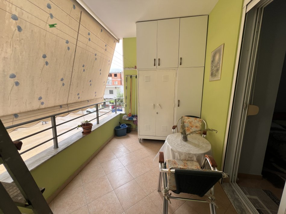 Tirane, shes apartament 2+1+Aneks+Ballkon Kati 2, 104 m² 132.000 € 