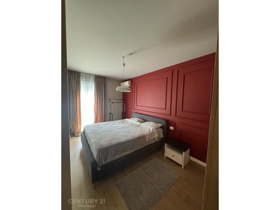 Tirane, shitet apartament Kati 4, 80 m² (Qendër)